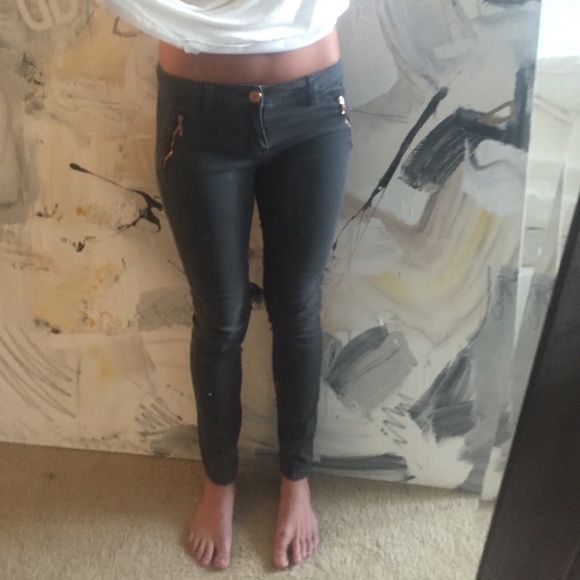 Brandy Melville Pants - Grey skinny jeans with rose gold details/zippers