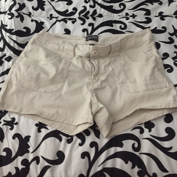 Khaki shorts