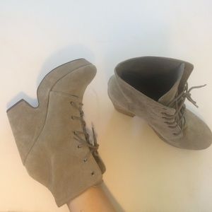 Ecote Taupe Platforms