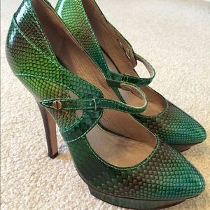 Kate Kuba platform shoes!