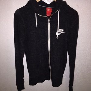 NIKE ZIP UP HOODIE