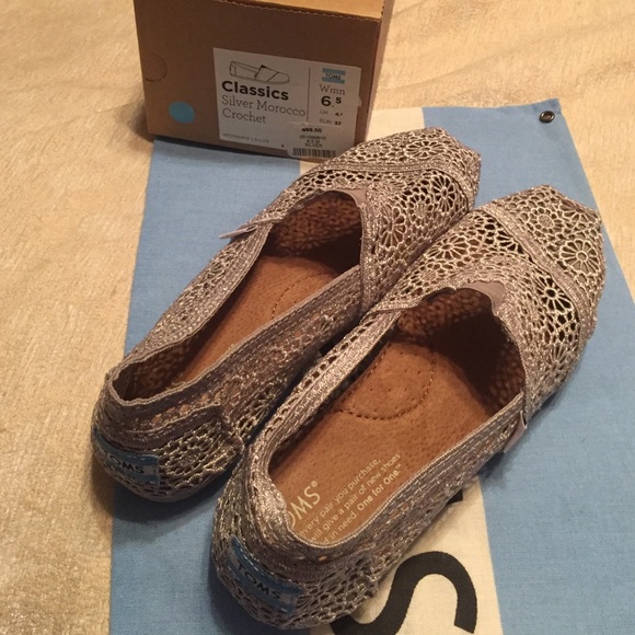 Toms shoes