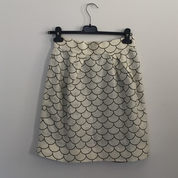 Super Cute scallop print skirt on linen - Picture 1 of 2