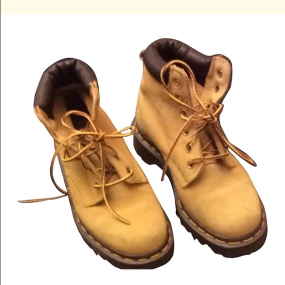 mustard doc martens