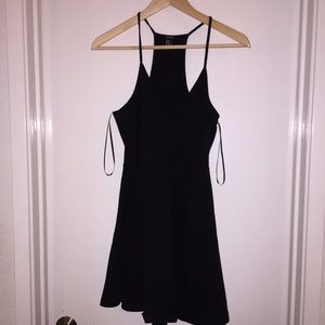 LITTLE BLACK DRESS