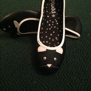Cute cat shoes