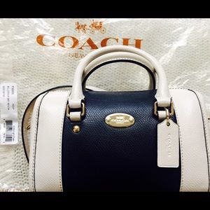 Coach Baby Bennett cross body purse