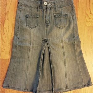 Levi's jean skirt