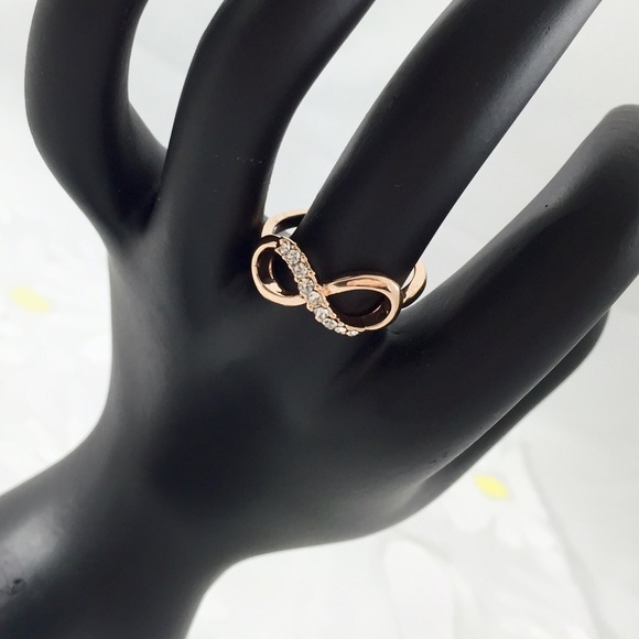 🆕Rose Gold CZ Infinity Ring S. 7, 6 - Picture 2 of 2