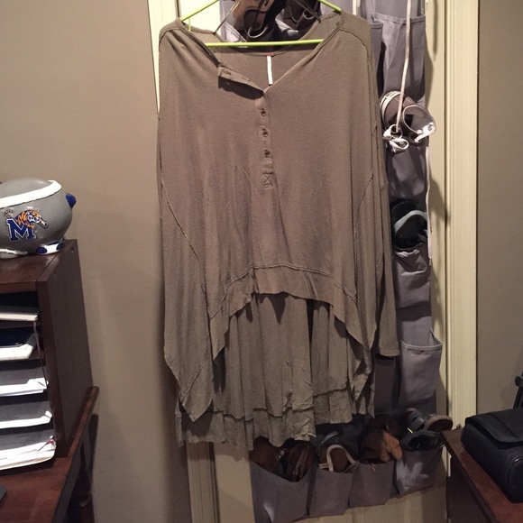 Free People Green Flowy Layering Top - Picture 1 of 3