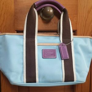 Small Coach bag.