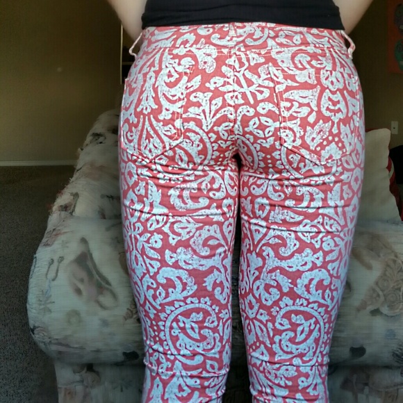 Patterned Skinny Jeans - Picture 2 of 4