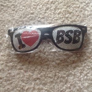 I❤ BSB cheer sunglasses