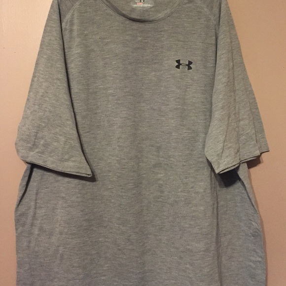 ‼️SOLD‼️MENS Under Armour shirt