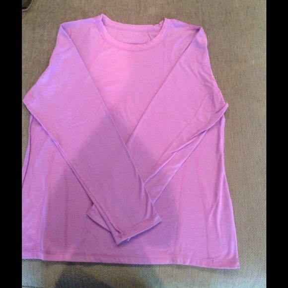 Large Long-sleeved top light purple