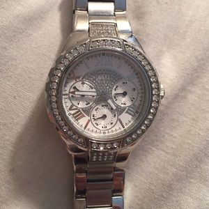 Stunning silver GUESS watch