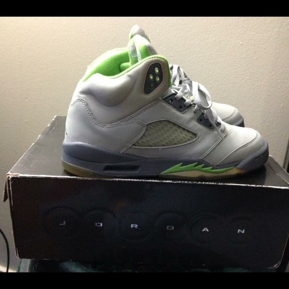 Jordan 5s - Picture 2 of 4