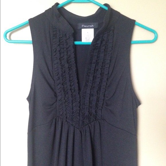 NWOT Black Sleeveless V-neck Tunic - Picture 3 of 5