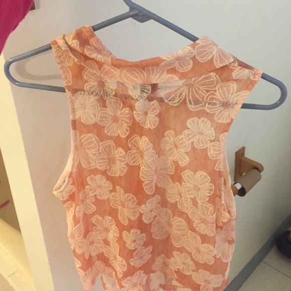 Crop top from wet seal - Picture 2 of 3