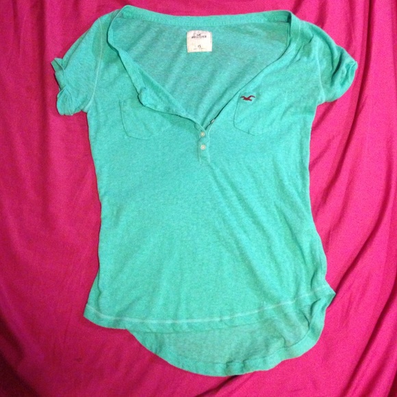 Hollister size extra small shirt