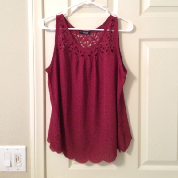 Maroon Top - Picture 1 of 3
