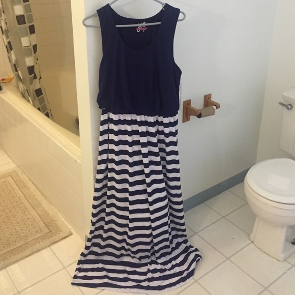 Maxi dress - Picture 1 of 2