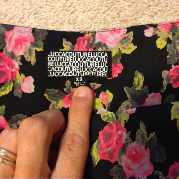 NWOT black floral skirt - Picture 3 of 4