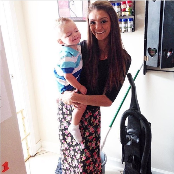 NWOT black floral skirt - Picture 4 of 4