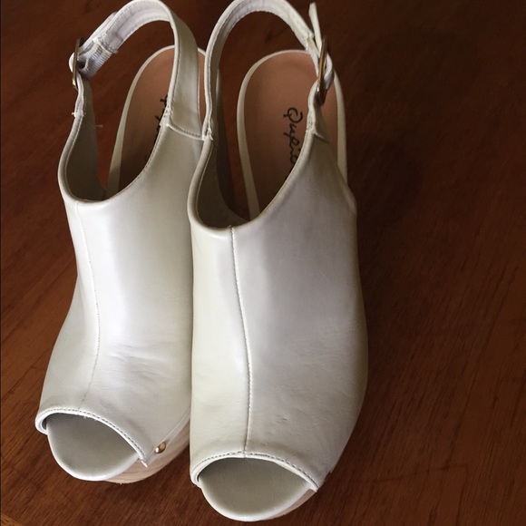 Cream wedges