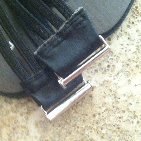 *HOST PICK*. Liliana sandal - Picture 3 of 4