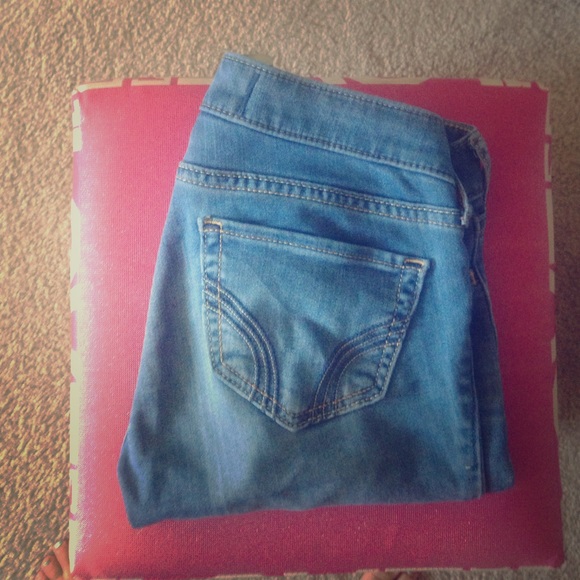 Hollister skinny jeans