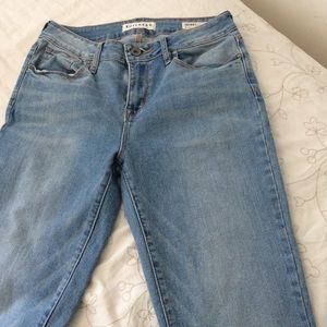 Bullhead and co / denim jeans