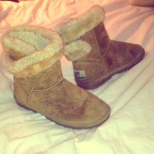 LAMO Essential Mid Chestnut "UGG" Boots