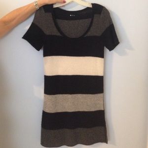 Cashmere sweater shirt. Three dots