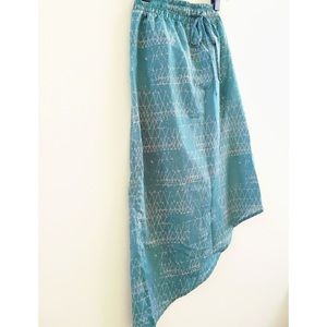 [SOLD] LOLA Side Hi-Lo Skirt