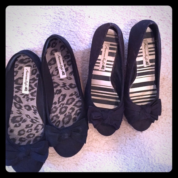 Black American eagle shoes