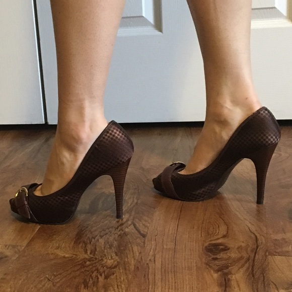 Steve Madden Peep Toe Heels