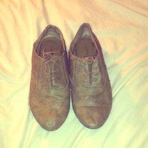 Jazzy Wingtip Spectator Shoes