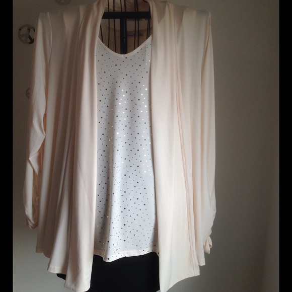 Susan Graver Tops - 🌟Classy and Stylish🌟