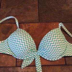 Size small (32-34 A cup) push up swim top