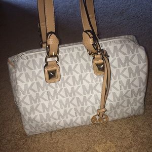 Michael Kor White Leather Bag