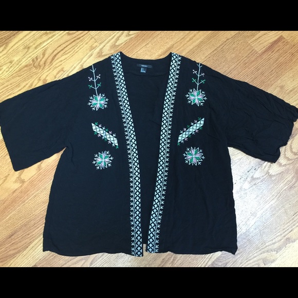 Forever 21 black embroidered kimono top