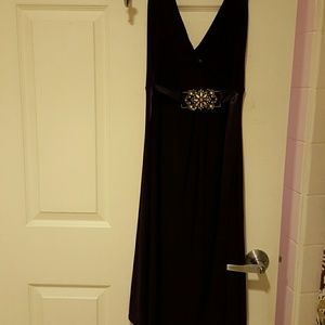 Sleavless dress