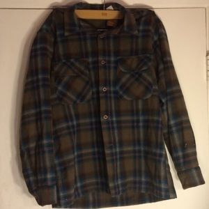 ❤️SOLD ON Ⓜ️❤️Plaid Shirt