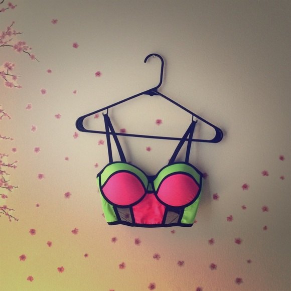 Cute rave crop top - trade for @sabrina_marie25