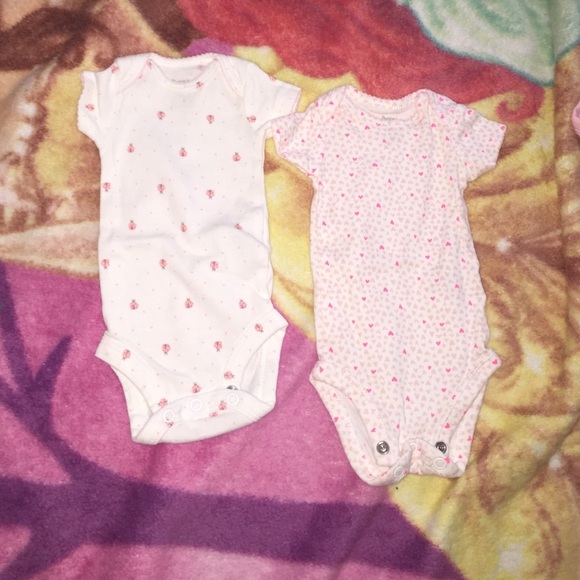 Precious first newborn onesie set - Picture 3 of 3