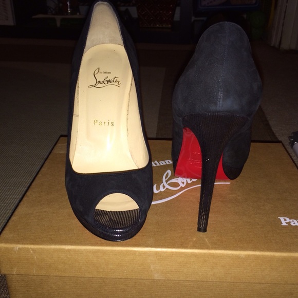 Barely worn sexy peep toe shoes - Picture 1 of 4