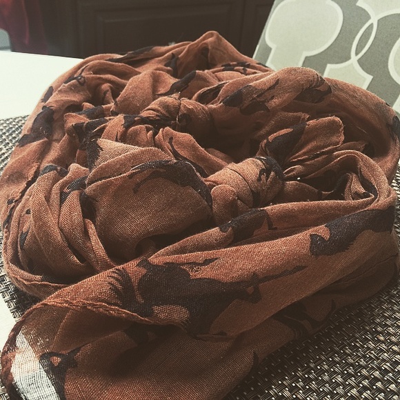 ❗️FINAL PRICE❗️Horse print scarf