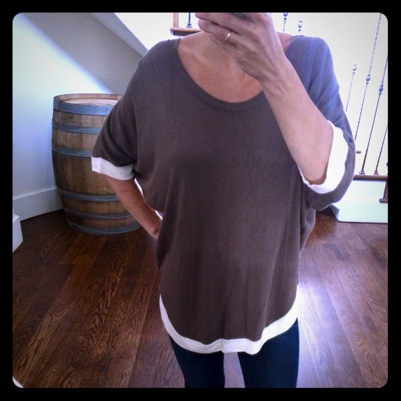 Taupe and Cream Color Block sweater size S - Picture 1 of 4