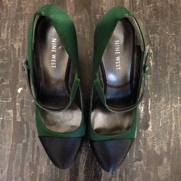Nine West Satin heels